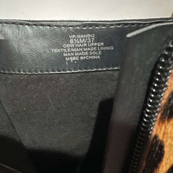 Vince Camuto Nandi Pointed Toe Ankle - Picture 6 of 10